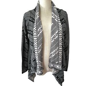 Wendy Bellissimo black aztec print cardigan
